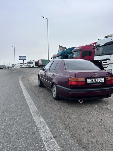 Volkswagen Vento 1994, 207,586 km - 1.9 л - Bakı