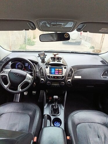 Hyundai ix35 2011, 215,000 km - 2.0 l - Bakı