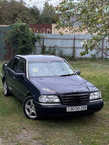 Mercedes C 180 1994, 425,369 km - 1.8 l - Qəbələ