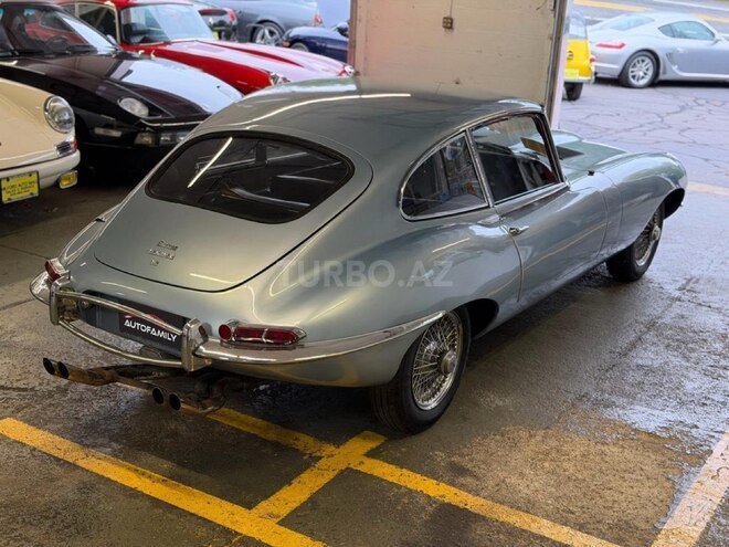 Jaguar E-Pace 1968, 104,000 km - 4.2 l - Bakı