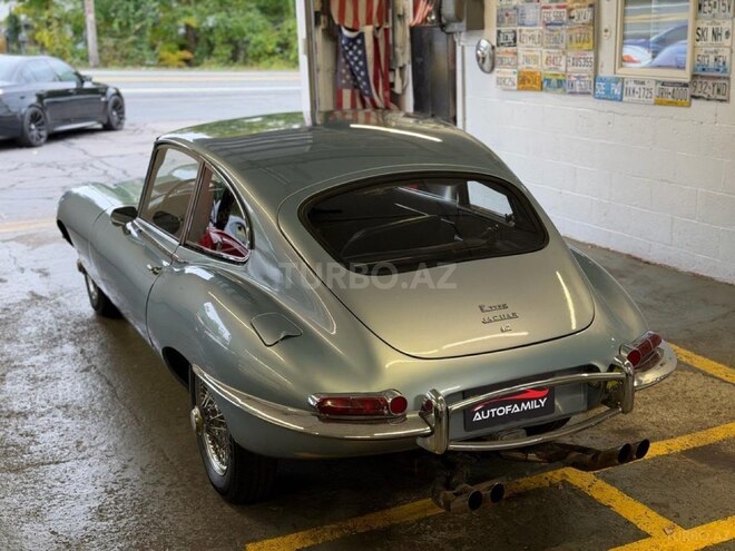 Jaguar E-Pace 1968, 104,000 km - 4.2 l - Bakı