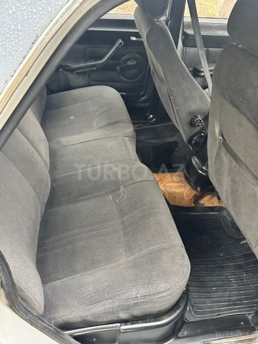 GAZ 3110 1998, 382,000 km - 2.5 л - Qazax