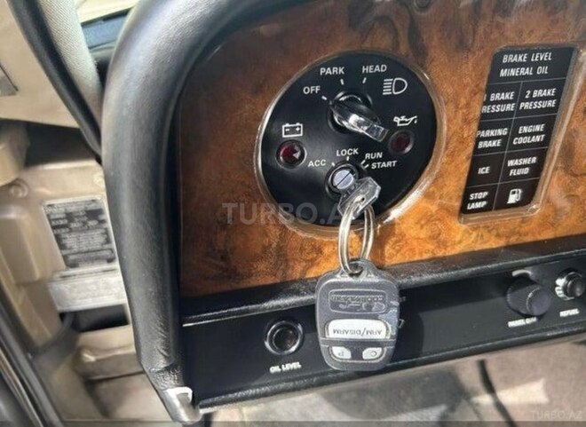 Rolls-Royce  1985, 99,000 km - 6.8 l - Bakı