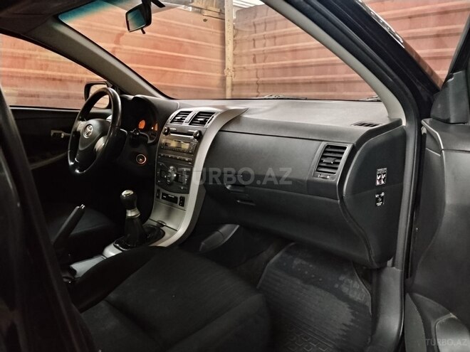 Toyota Corolla 2008, 372,000 km - 1.4 l - Tovuz