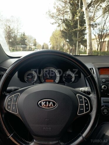 Kia Ceed 2008, 275,000 km - 1.6 l - Yevlax