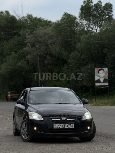 Kia Ceed 2008, 275,000 km - 1.6 l - Yevlax