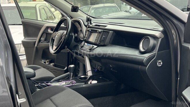 Toyota RAV4 2018, 190,000 km - 2.0 l - Sumqayıt
