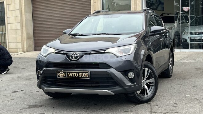 Toyota RAV4 2018, 190,000 km - 2.0 l - Sumqayıt