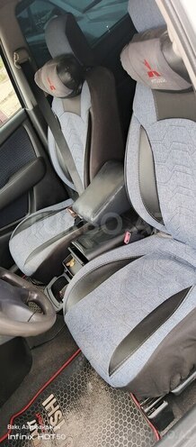 Mitsubishi Airtrek 2002, 354,808 km - 2.0 l - Bakı