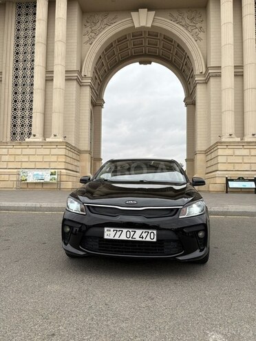 Kia Rio 2018, 295,000 km - 1.4 l - Gəncə