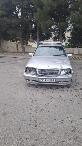 Mercedes C 200 2000, 45,000 km - 2.2 l - Bakı