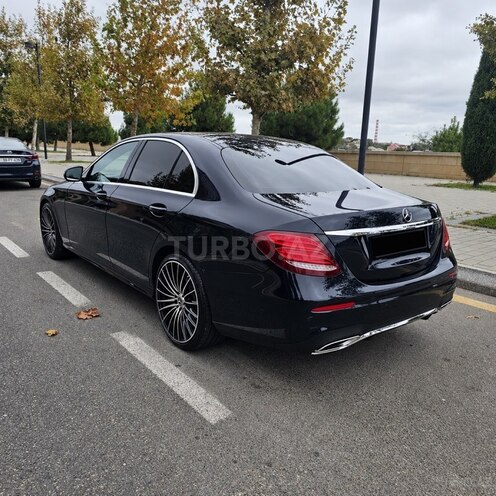 Mercedes E 200 4MATIC 2017, 123,000 km - 2.0 l - Bakı
