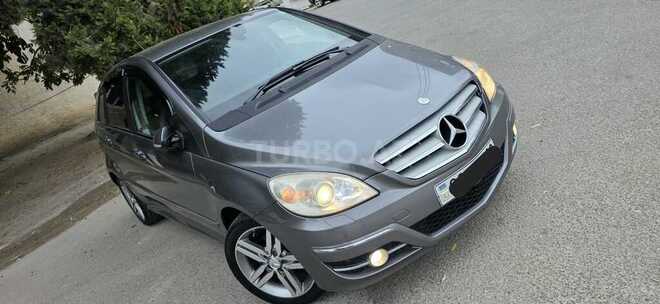Mercedes B 170 2011, 135,000 km - 1.7 l - Sumqayıt
