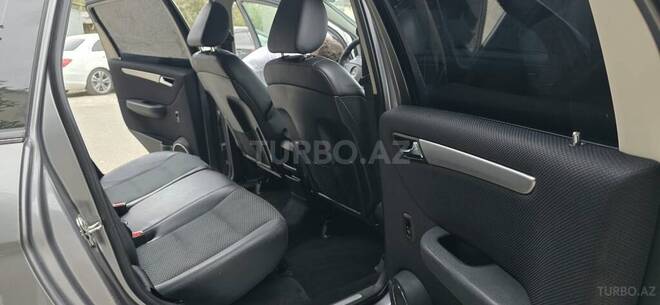 Mercedes B 170 2011, 135,000 km - 1.7 l - Sumqayıt