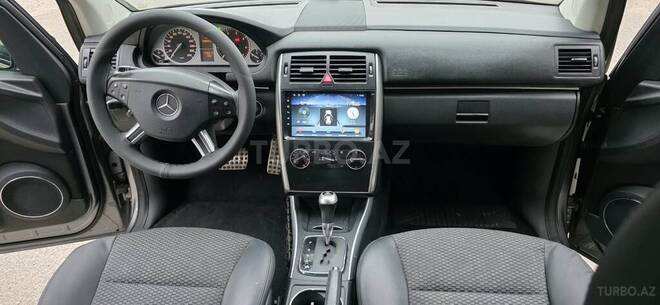 Mercedes B 170 2011, 135,000 km - 1.7 l - Sumqayıt