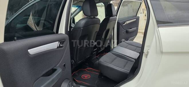 Mercedes B 170 2011, 135,000 km - 1.7 l - Sumqayıt