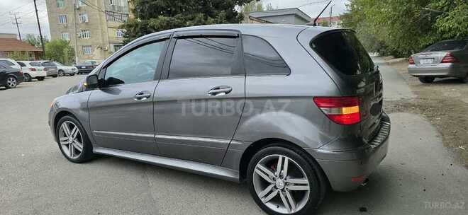 Mercedes B 170 2011, 135,000 km - 1.7 l - Sumqayıt