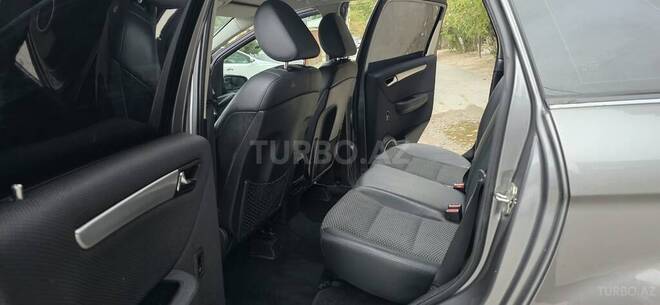 Mercedes B 170 2011, 135,000 km - 1.7 l - Sumqayıt