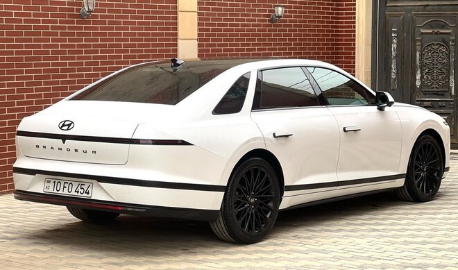Hyundai Grandeur 2023, 39,500 km - 1.6 л - Bakı