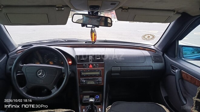 Mercedes C 220 2000, 775,000 km - 2.2 л - İmişli