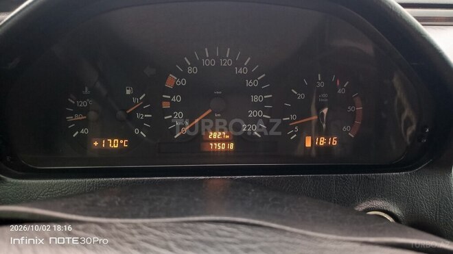 Mercedes C 220 2000, 775,000 km - 2.2 л - İmişli