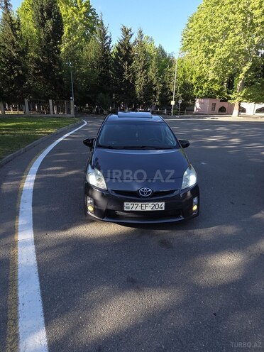 Toyota Prius 2011, 400,000 km - 1.8 л - Mingəçevir