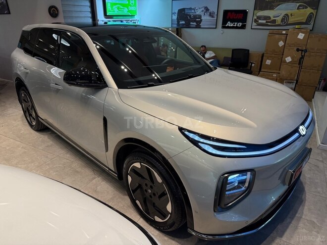 Changan  2025, 140,000 km - 1.5 l - Bakı