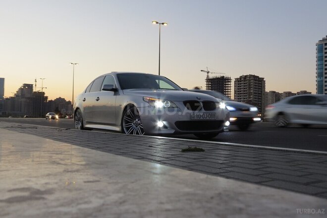 BMW 530 2004, 289,441 km - 3.0 l - Bakı