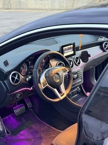Mercedes CLA 200 2013, 250,000 km - 1.6 l - Bakı