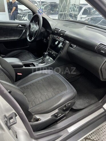Mercedes C 240 2001, 329,111 km - 2.6 l - Sumqayıt