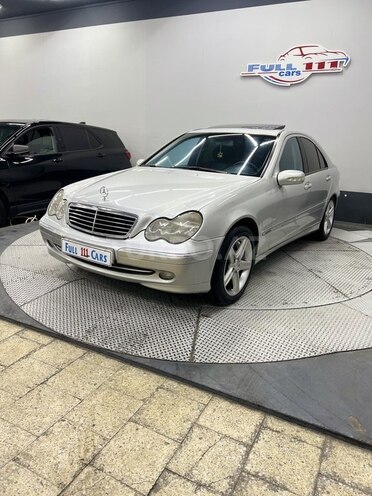 Mercedes C 240 2001, 329,111 km - 2.6 l - Sumqayıt