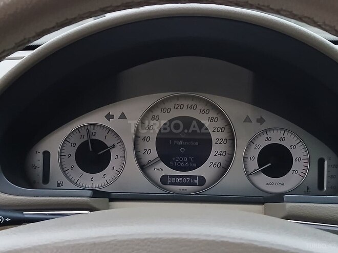 Mercedes E 320 2002, 280,507 km - 3.2 l - Bakı