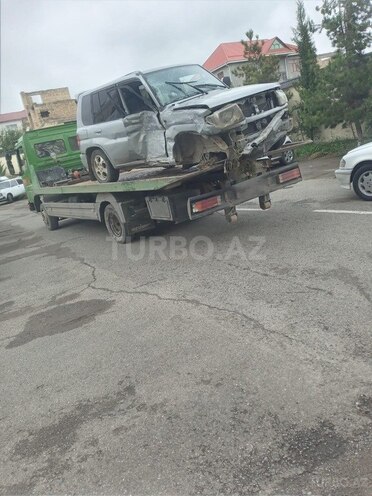 Mitsubishi Pajero io 1999, 380,000 km - 1.8 l - Bakı