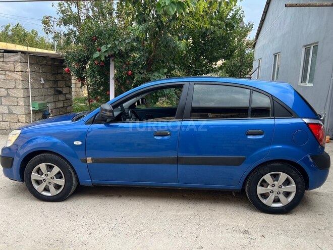 Kia Rio 2008, 300,000 km - 1.4 л - Biləsuvar