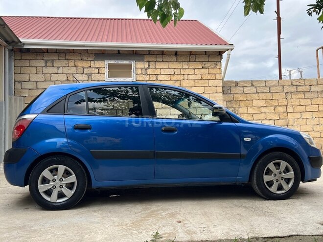 Kia Rio 2008, 300,000 km - 1.4 л - Biləsuvar