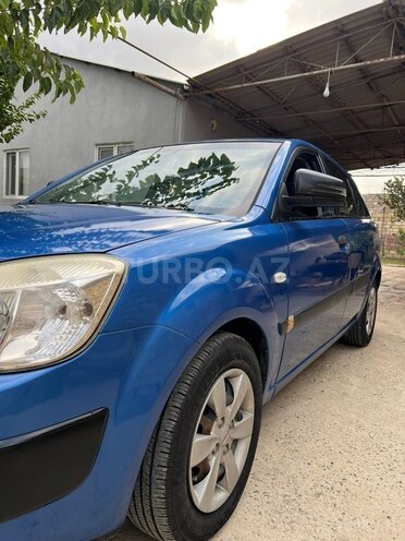 Kia Rio 2008, 300,000 km - 1.4 л - Biləsuvar