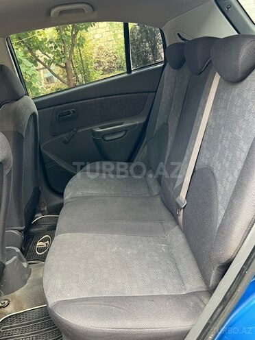 Kia Rio 2008, 300,000 km - 1.4 л - Biləsuvar