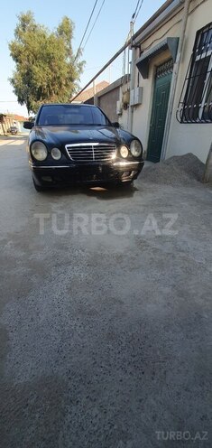 Mercedes E 220 2000, 486,690 km - 2.2 l - Bakı