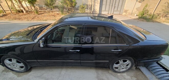 Mercedes E 220 2000, 486,690 km - 2.2 l - Bakı
