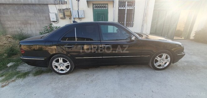 Mercedes E 220 2000, 486,690 km - 2.2 l - Bakı