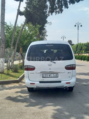 Hyundai H-1 2005, 696,272 km - 2.5 л - İmişli