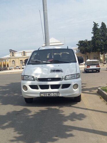 Hyundai H-1 2005, 696,272 km - 2.5 л - İmişli
