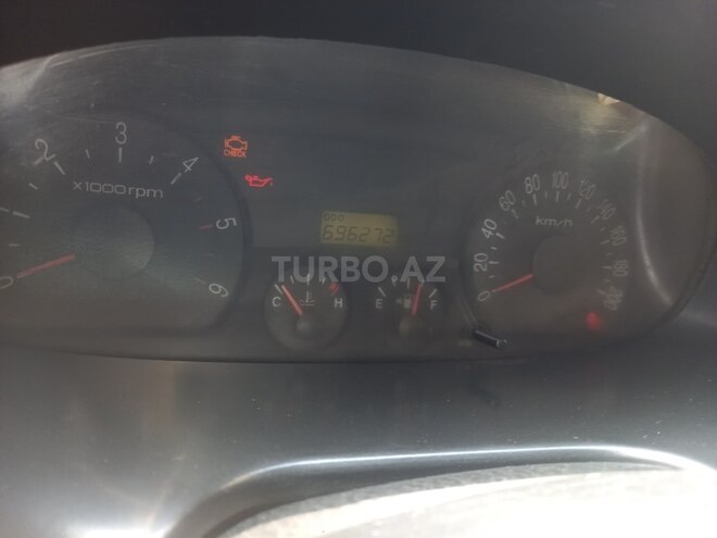 Hyundai H-1 2005, 696,272 km - 2.5 л - İmişli