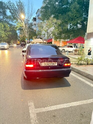 Mercedes C 220 1998, 309,000 km - 2.2 l - Bakı