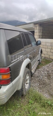 Mitsubishi Pajero 1995, 250,000 km - 2.8 l - Quba