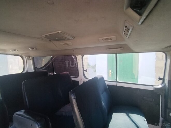 Nissan Urvan 2005, 475,000 km - 3.0 l - Sumqayıt