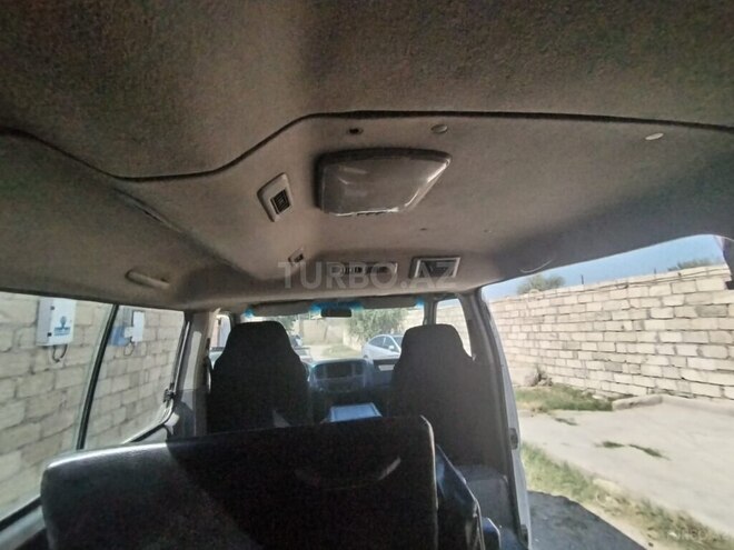 Nissan Urvan 2005, 475,000 km - 3.0 l - Sumqayıt