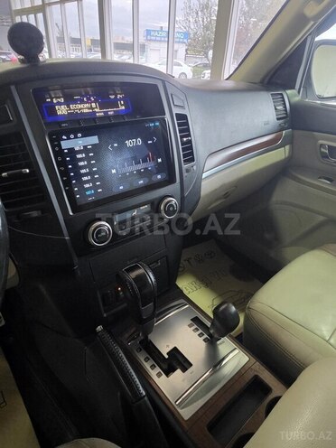 Mitsubishi Pajero 2008, 183,000 km - 3.0 l - Bakı