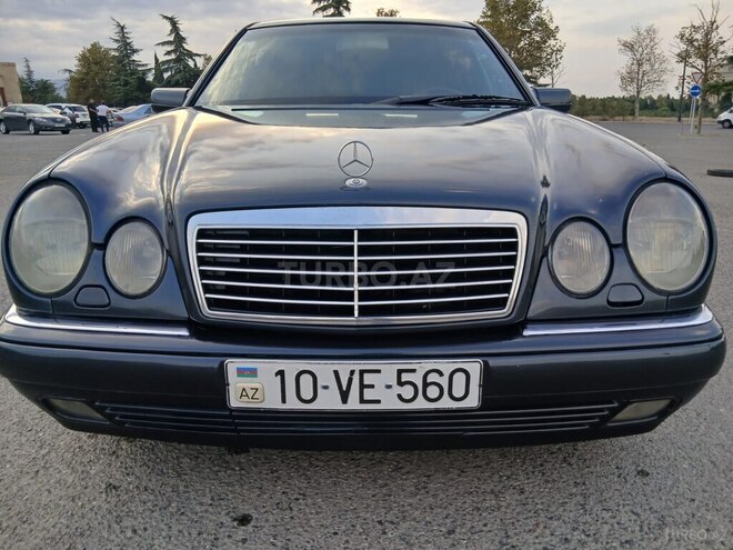 Mercedes E 240 1999, 419,038 km - 2.4 л - Gəncə