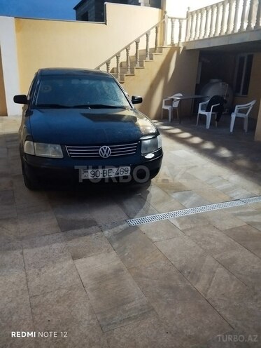 Volkswagen Passat 2000, 327,346 km - 1.8 l - Bakı
